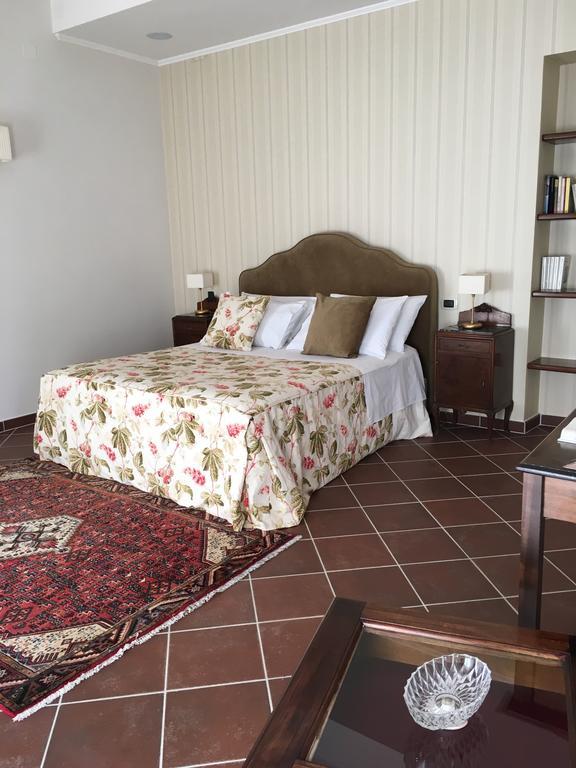 Il Casale Di Riardo Luxury B&B Kültér fotó